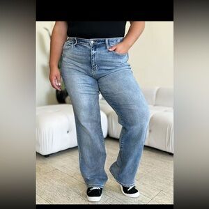 NWT Judy Blue Women's Casual Comfort Full Size High Waist Straight Jeans